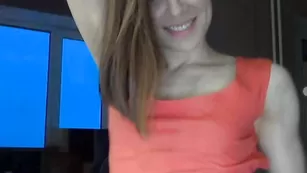 Знойная чикса anaislove танцует в платье