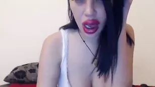 Сексуальные девушки Kimmywet4u мастурбируют вибратором