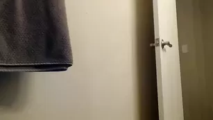 Восхитительная курва Sunshinekitty96 дрочит анал