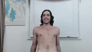 Смазливая сучка Cookinbaconnaked трахается с хахалем