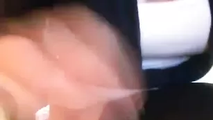 Изысканная Sarahot81 ласкает пизду