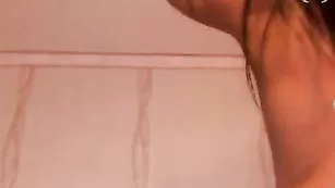 runetka украинская мулатка долбит пилотку