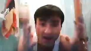 Тахир Хашимов подрачивает себе