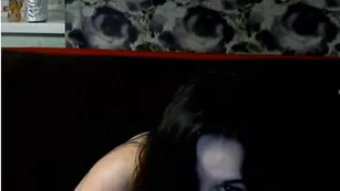 Солидная шкура angelinajef теребит анус