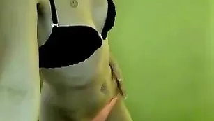 Blonda007 жаркий танец от юной пизды