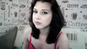 Милая сука Russypussy141 дрочит свой хуй