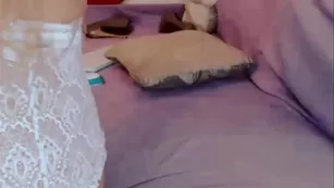 Alinn1 демонстрирует свое тело