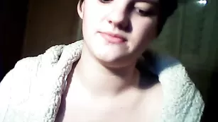 Роскошная курва Sweetiexxx777 танцует стриптиз