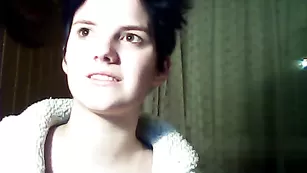 Роскошная курва Sweetiexxx777 танцует стриптиз