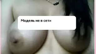 Порочная жрица BlondiCat демонстрирует крупные формы