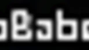 BlondiCat позабавилась с игрушкой