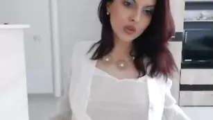 Желанная дама Sandrahorny шалит во фри