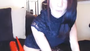 Стройная красотка Kiarose общается в чате