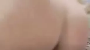 Горячая киска Julin в полицейской форме