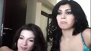 Красивые дамы Iran_Persian показывает свои прелести