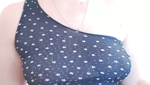 Пышная дама Ialwayswanttofuck показывает формы