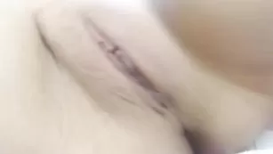 Сисястая бабенка Mistresscaro трахается с парнем