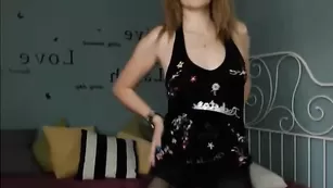 Взрослая путана Selemary шалит с подругой