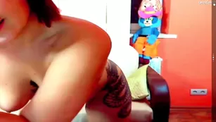 Татуированная DayanaFoxy показывает себя