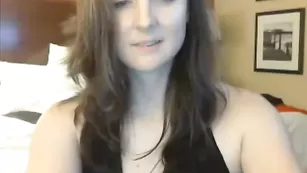 Симпотная шваль Phoenix_cdn крутит резво попкой