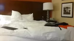 Симпотная шваль Phoenix_cdn крутит резво попкой