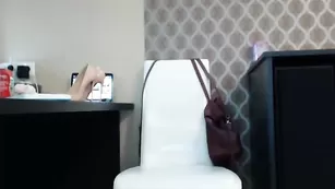 Насыщенная дама Missjennaluxxx занимается ласками