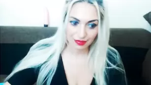 Зачетная девица Aslutmilf заценила сисечки