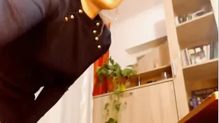 Очаровательная блонда Nicoleevans26 заценила пилотку