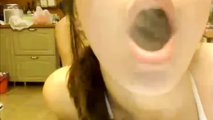 Похотливая кобылка kristi_liza1  развлекается с подругой