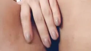 Смазливая курва Dominiqueeee соблазняет своим телом