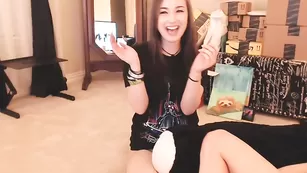 Красивые суки Birdylovesit шлепают свои попки