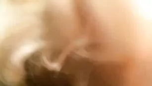 Шальная курва Kiss_monroe делает минет