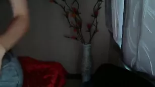 Импозантная бабенка Helenmirren показывает пышные формы