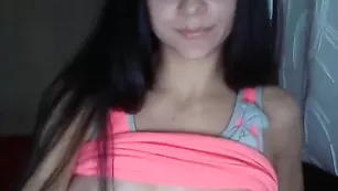 Импозантная бабенка Helenmirren показывает пышные формы