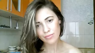 bybles_85 сисястая шлюшка перед камерой