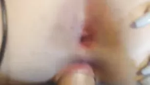 Пикантная шалава Brittany Taylor ебет пилотку фаллосом