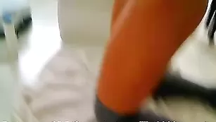 Красивая шваль Smart_Cat трахает анал секс игрушкой
