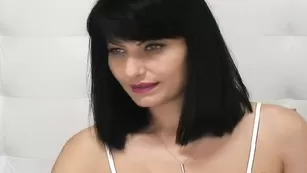 michellewild сексуальная чикса светит дырочками