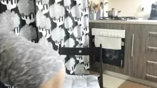 Секс-бомба Nicollle29 хвастается большим формами