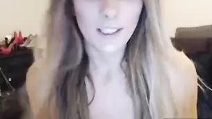 Шикарная цыпочка Morgan_Lane  демонстрирует пышные формы