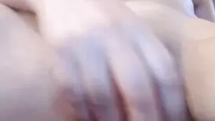 Озорная кобыла Sexydevilxx смачно трахает очко