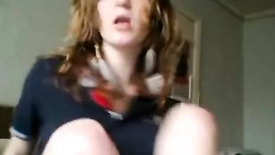 Рыженькая шкура дразнит пышными сиськами