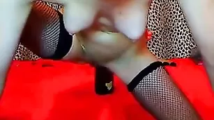 Жаркая сука celebre трахает задницу