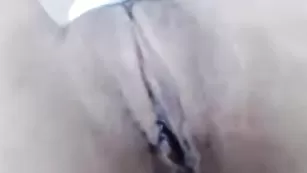 VIPkiska дрочит пизду во время ПМС