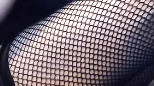 Грудастая шлюшка elenaxxxx отжигает в привате