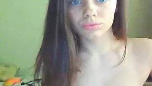 Распущенная vikii69 курит и матерится