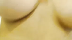 Эстетичная девка Esstelle соблазняет пикантным телом