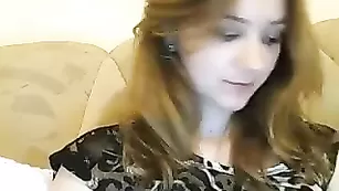 Восхитительная шлюха Annarobert обнажается во фри чате