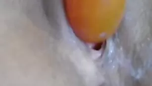 Пылкая девка Danysexy22 шалит с вибратором