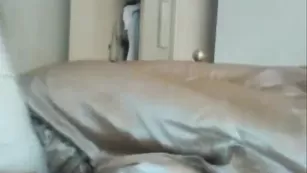 Misswildy нежно трет пилотку через трусики